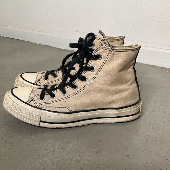 Converse Chuck Taylor All Star Hi Tops - Picture 1 of 8